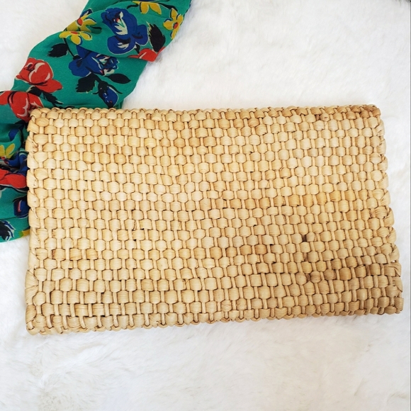 Vintage 1970's Envelope Woven Clutch - Picture 3 of 7